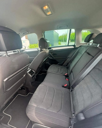 Volkswagen Tiguan cena 114900 przebieg: 83000, rok produkcji 2020 z Warszawa małe 172